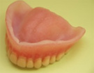 シリコン義歯